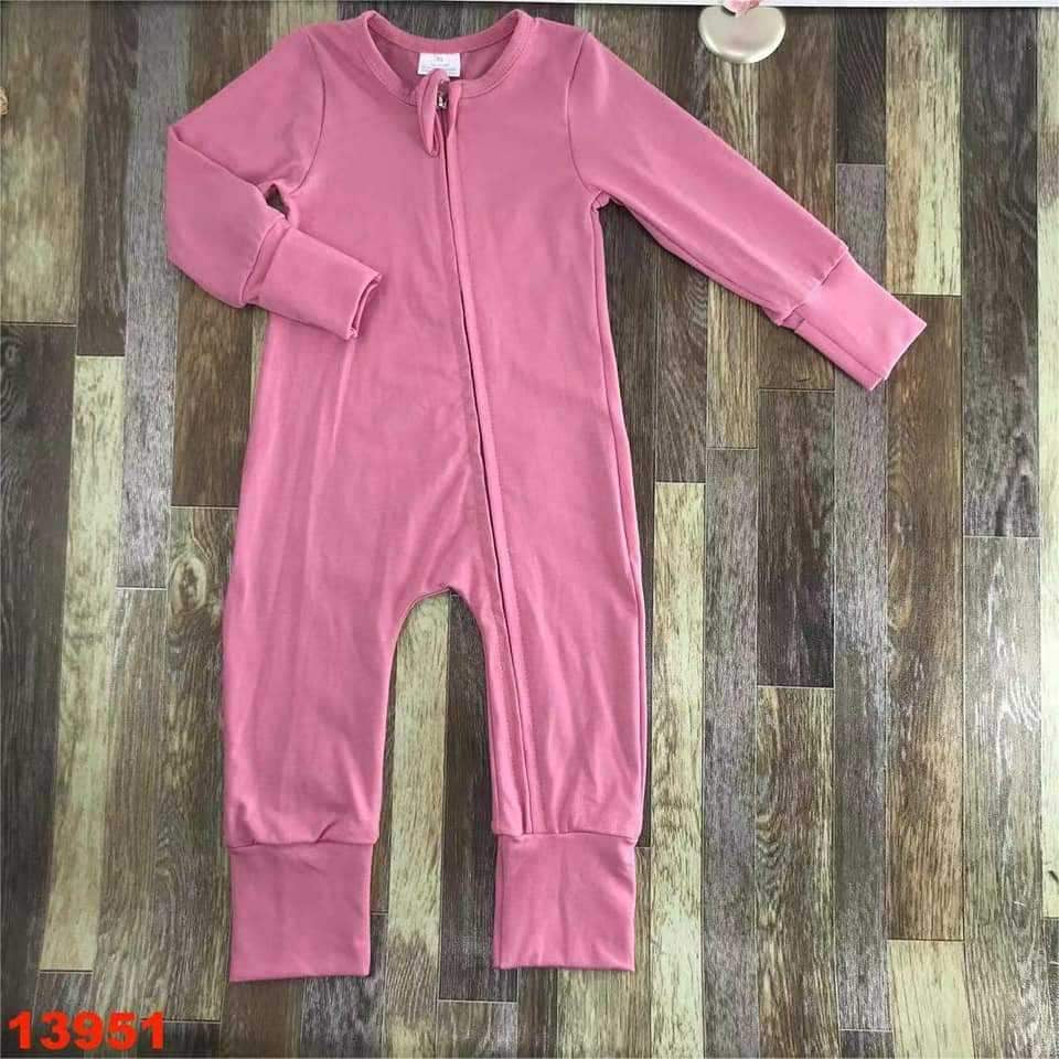 Sleeper Romper #111
